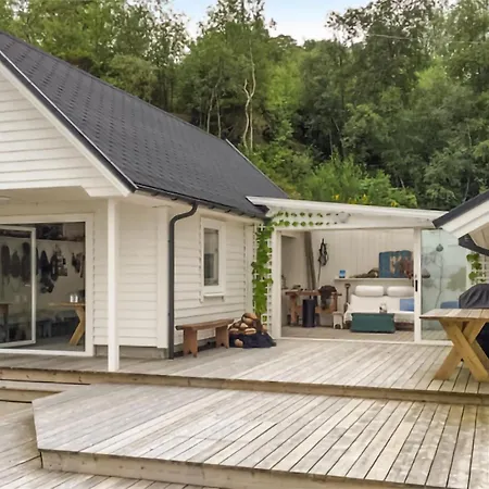 Amazing Home In Stavang With Wifi * Stavang