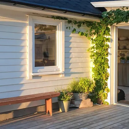Semesterbostad Amazing Home In Stavang With Wifi Stavang